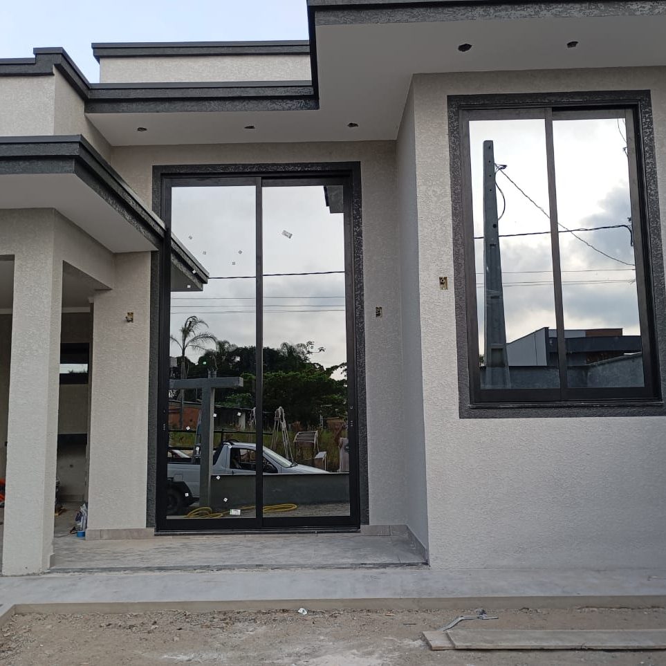 Esquadrias de Alumínio em Casa Residencial
